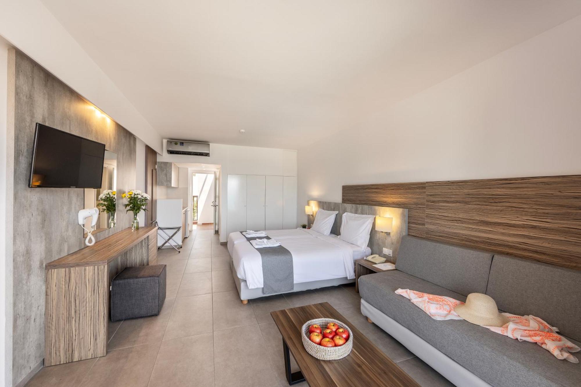 Kapetanios Aqua Resort Коръл бей Екстериор снимка