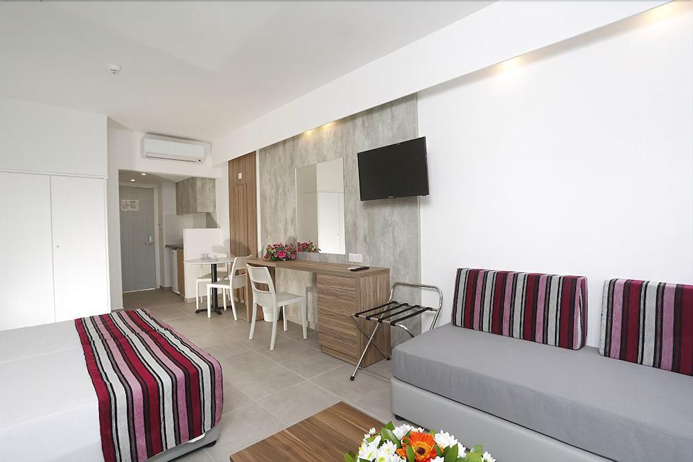 Kapetanios Aqua Resort Коръл бей Екстериор снимка
